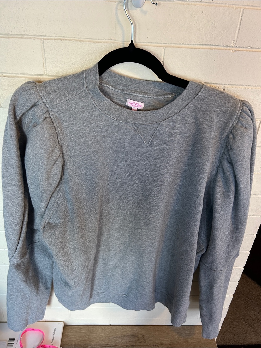 Stella and Dot puffy sleeved sweatshirt